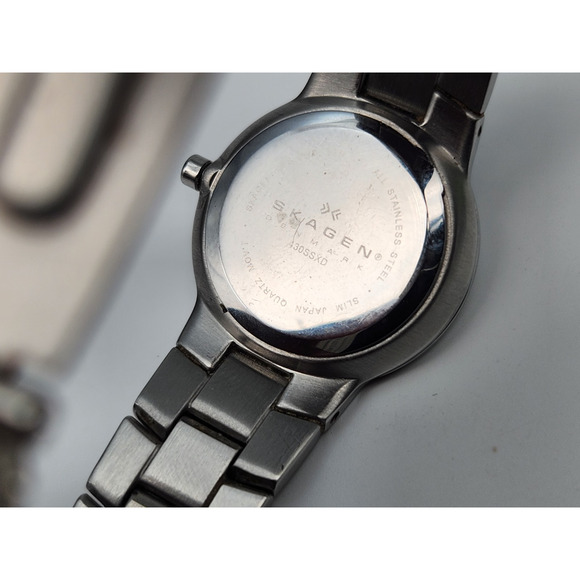 Skagen Womens 430SSXD Quartz Watch Silver Bracelet Band Silver Dial Crystals 6'' - Picture 7 of 11